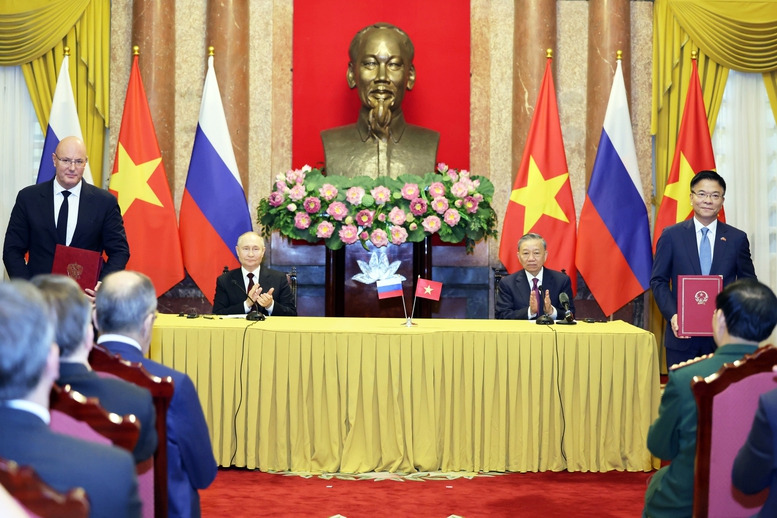 Việt Nam và Liên bang Nga ký kết 11 văn kiện hợp tác