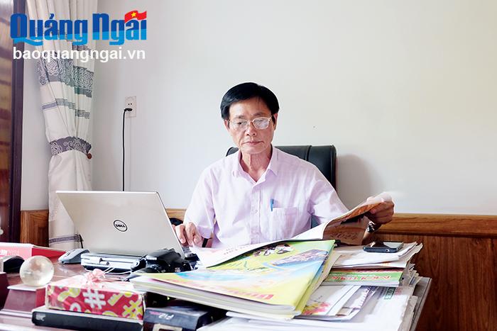 Nguyên Phó Trưởng phòng Phóng viên Báo Quảng Ngãi Nguyễn Mậu Trí.
                                                                                                             Ảnh: BẢO HÒA