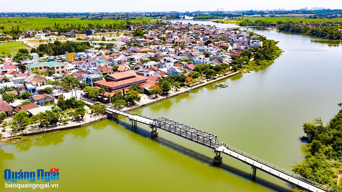 Đô thị vùng hạ lưu sông Trà Bồng.
Ảnh: TL