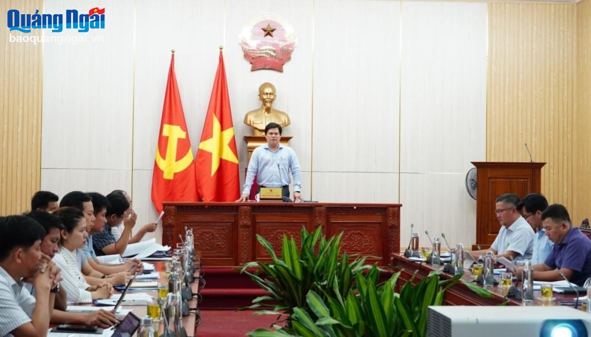 
Phó Chủ tịch UBND tỉnh Trần Phước Hiền kết luận các nội dung của cuộc họp.
