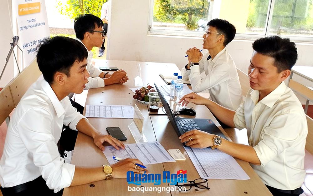 Những năm qua, Trường Đại học Phạm Văn Đồng luôn chú trọng nâng cao chất lượng.
