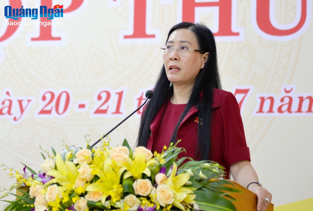 Ủy viên Trung ương Đảng, Bí thư Tỉnh ủy, Chủ tịch HĐND tỉnh Bùi Thị Quỳnh Vân phát biểu kết luận phiên thảo luận.