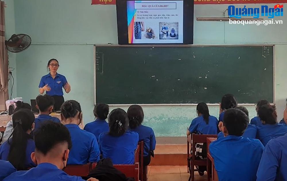 Ngoài tuyển sinh giảng dạy tại cơ sở chính, Trung tâm GDTX tỉnh còn liên kết đào tạo tại các địa phương. 