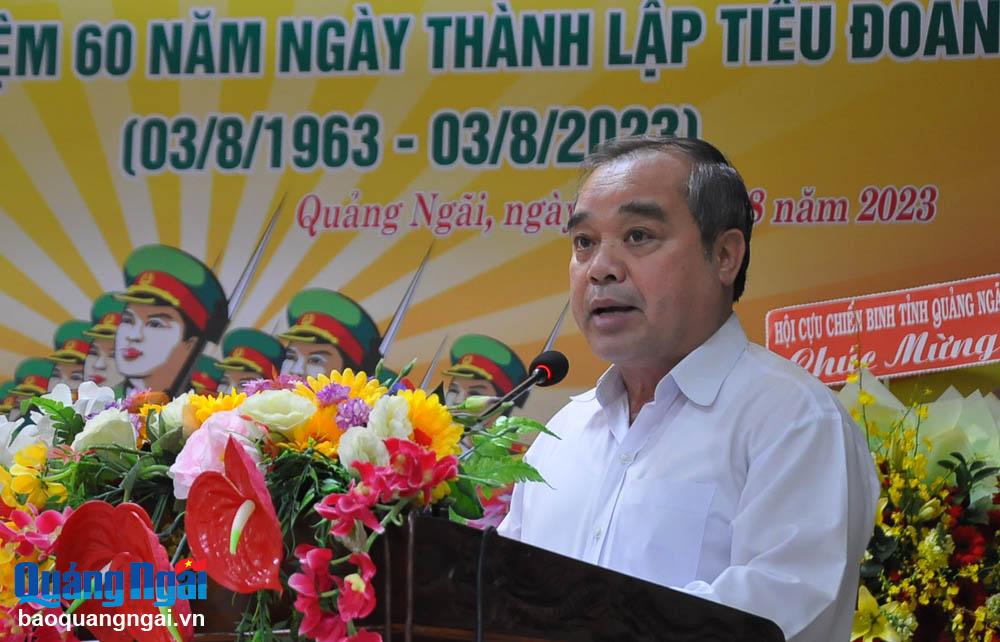 Phó Chủ tịch Thường trực UBND tỉnh Trần Hoàng Tuấn phát biểu tại buổi gặp mặt.