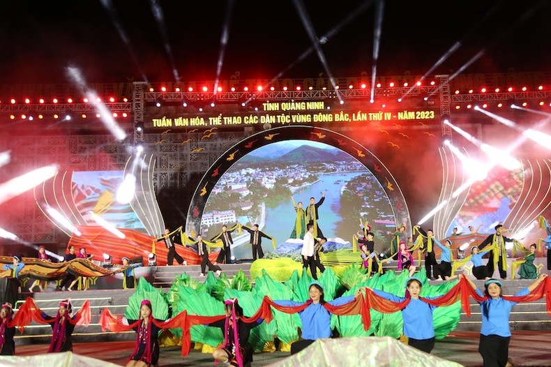 Sắc màu các dân tộc tại lễ khai mạc Tuần văn hoá các dân tộc tỉnh Quảng Ninh lần thứ tư, năm 2023.