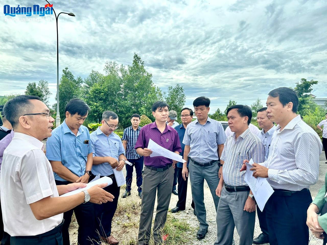 Đoàn Giám sát thực tế giám sát công tác tái định cư di dân phục vụ Dự án Đường QL1A- Mỹ Á -KCN Phổ Phong.