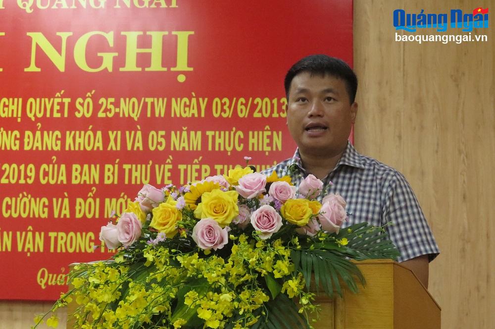 Phó Bí thư Thường trực Tỉnh ủy, Trưởng đoàn ĐBQH tỉnh Đặng Ngọc Huy phát biểu chỉ đạo tại hội nghị