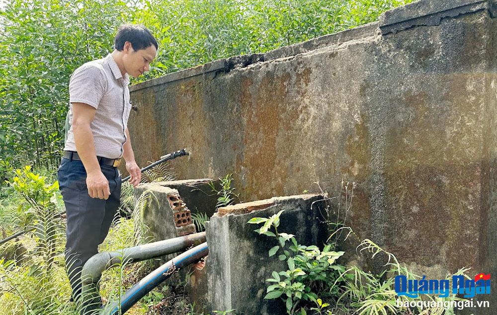 Hệ thống nước sinh hoạt tập trung tại xã Trà Tân (Trà Bồng) hư hỏng, gây khó khăn trong việc hoàn thiện tiêu chí nông thôn mới về nước sạch.