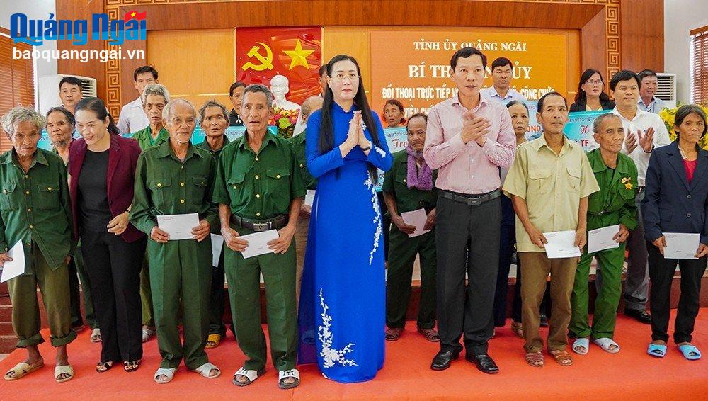 Ủy viên Trung ương Đảng, Bí thư Tỉnh ủy, Chủ tịch HĐND tỉnh Bùi Thị Quỳnh Vân