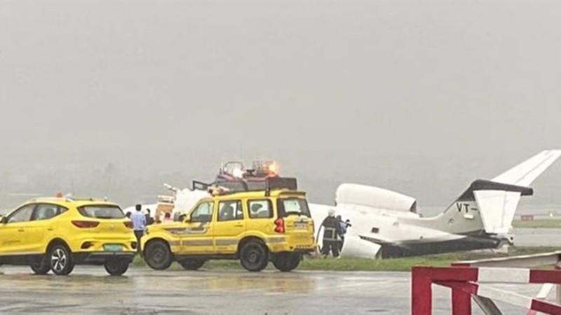Ấn Độ: Máy bay bị trượt khỏi đường băng, 8 người bị thương