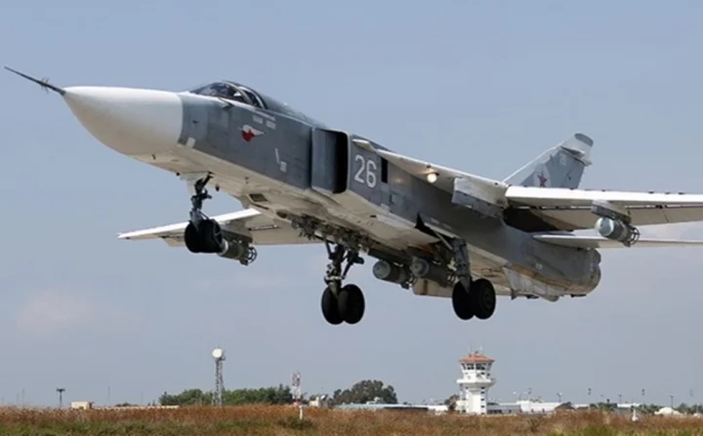 Máy bay ném bom Su-24 của không quân Nga. (Ảnh: Getty)