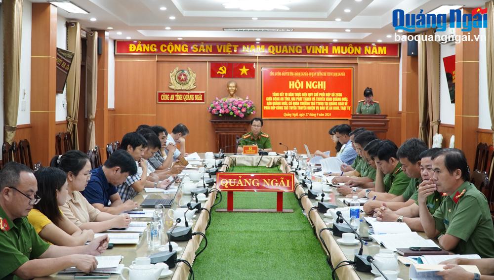 Quang cảnh hội nghị.