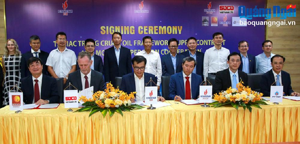 BSR ký hợp đồng Khung và Thỏa thuận cung cấp dầu thô Tê Giác Trắng cho NMLD Dung Quất 