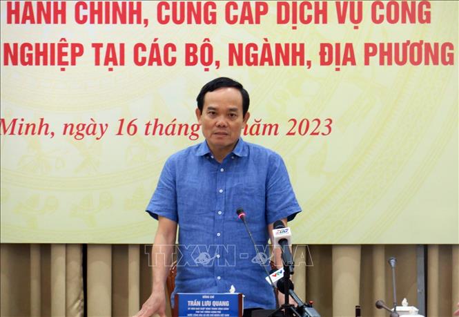 Phó Thủ tướng Chính phủ Trần Lưu Quang chủ trì phiên họp Tổ công tác cải cách thủ tục hành chính của Thủ tướng Chính phủ. Ảnh: TTXVN phát.
