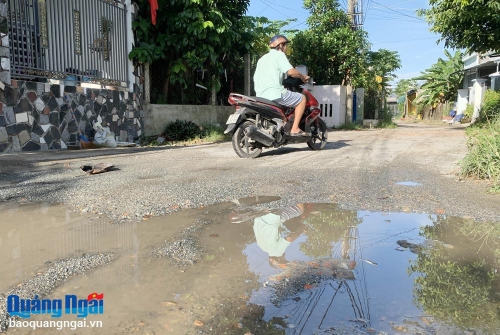Hạ tầng giao thông nhiều nơi ở thành phố Quảng Ngãi xuống cấp