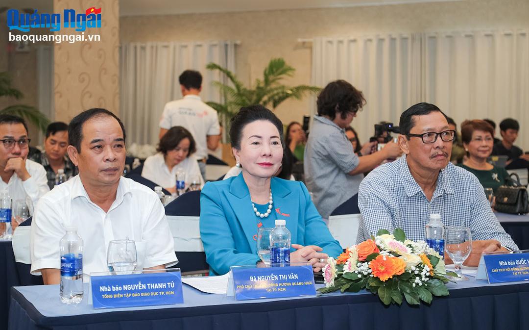 Đại diện Hội đồng hương Quảng Ngãi tại TP.Hồ Chí Minh dự buổi họp báo.
