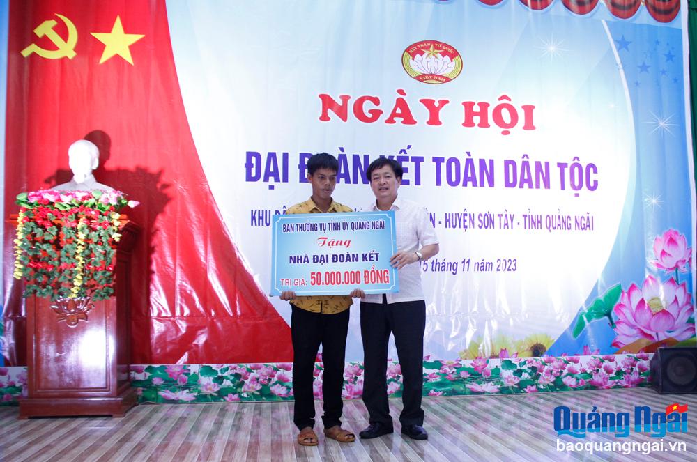 Ngày hội Đại đoàn kết toàn dân tộc ở khu dân cư Nước Vương