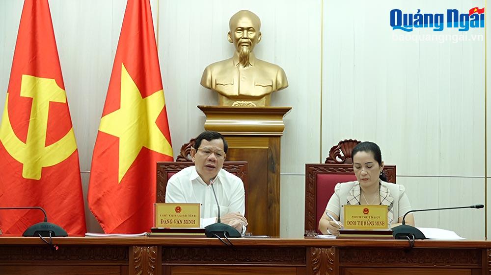 Chủ tịch UBND tỉnh Đặng Văn Minh- Trưởng Ban tổ chức các sự kiện của tỉnh, cùng Phó Bí thư Tỉnh ủy Đinh Thị Hồng Minh
