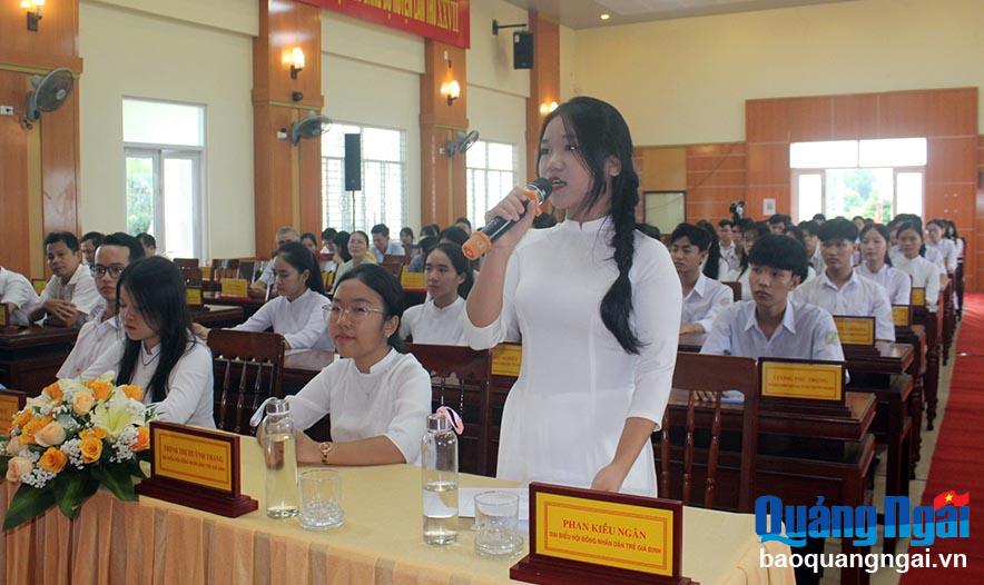 Huyện Bình Sơn tổ chức kỳ họp giả định hội đồng nhân dân trẻ lần thứ I