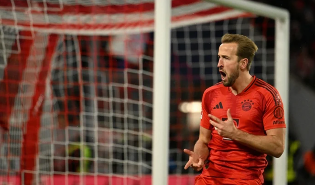 Lập hat-trick thứ 7, Harry Kane chạm mốc 50 bàn thắng nhanh nhất Bundesliga