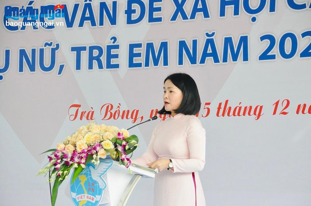 Phó Chủ tịch Hội LHPN tỉnh Võ Thị Anh Trâm phát biểu tại lễ phát động.