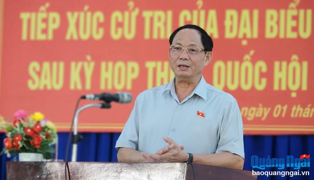 Phó Chủ tịch Quốc hội, Thượng tướng Trần Quang Phương tiếp xúc cử tri xã Đức Phong