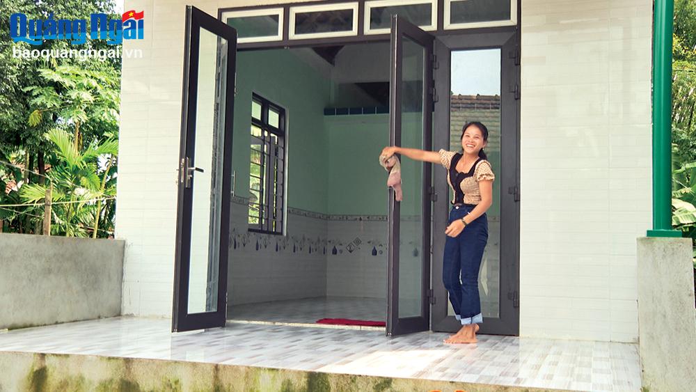 Một ngôi nhà của hộ nghèo ở xã Sơn Giang (Sơn Hà) được hoàn thành từ nguồn hỗ trợ của Chương trình Mục tiêu Quốc gia phát triển kinh tế - xã hội vùng đồng bào dân tộc thiểu số và miền núi.