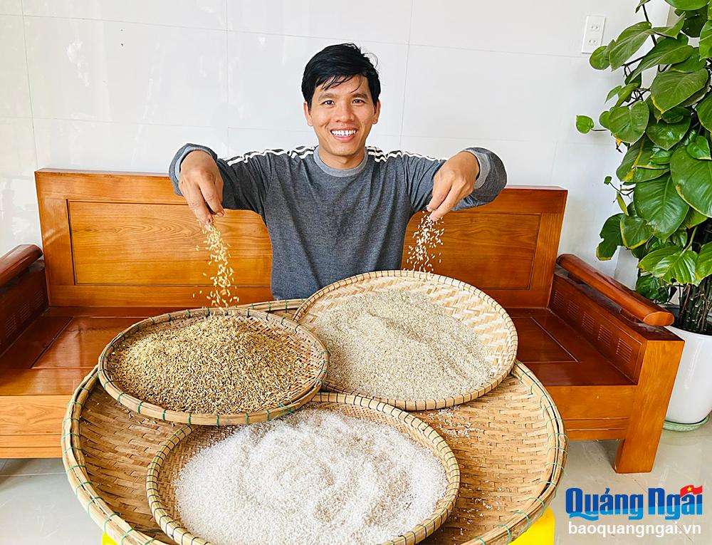 Sản phẩm gạo hữu cơ của anh Huỳnh Văn Ý, ở thôn Nam Thuận, xã Bình Chương (Bình Sơn), được nhiều khách hàng ưa chuộng.