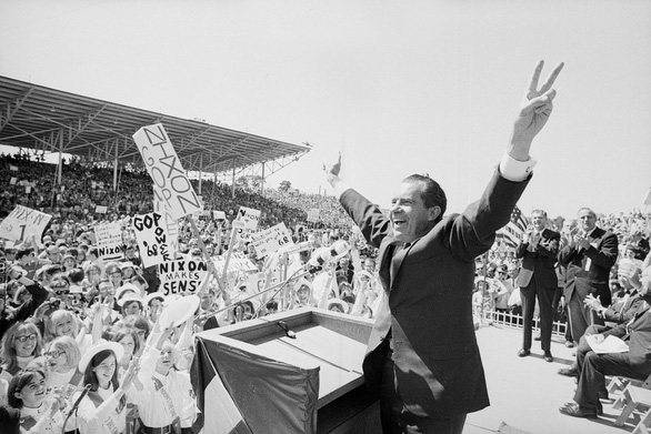 Richard Nixon làm tổng thống từ năm 1969-1974 - Ảnh: timeline.com
