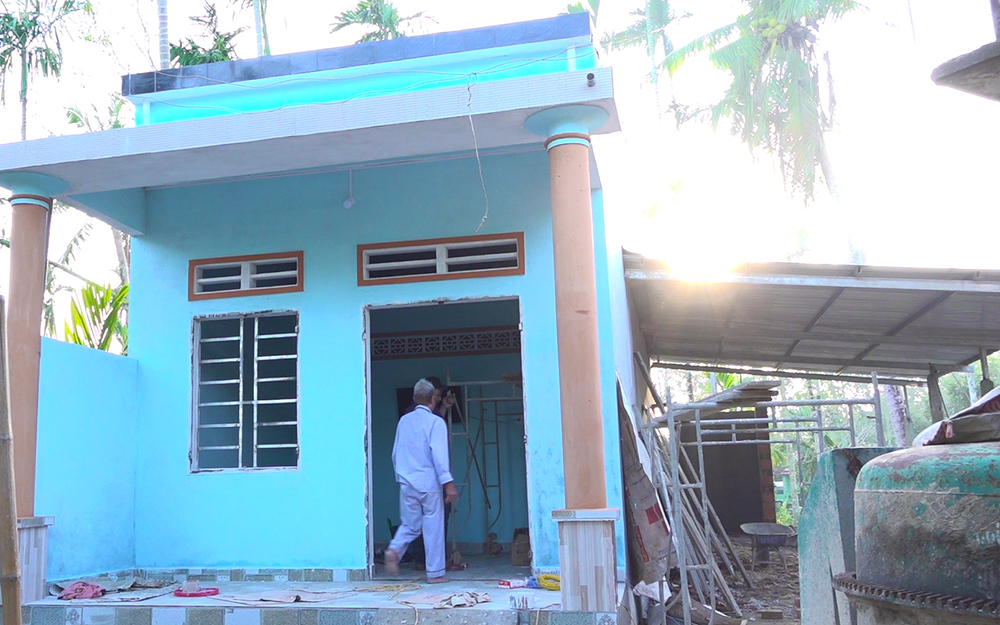 Video: Nhiều sự hỗ trợ từ cộng đồng trong công tác khắc phục nhà ở