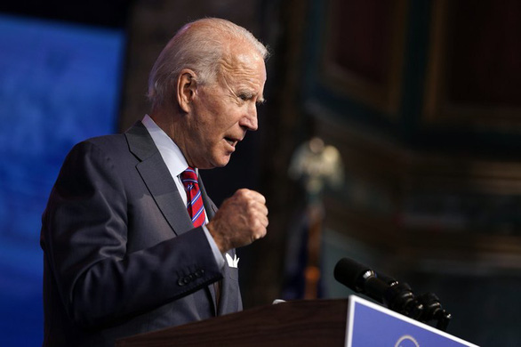 Tổng thống đắc cử Joe Biden phát biểu tại nhà hát The Queen ở thành phố Wilmington, bang Delaware ngày 4-12 - Ảnh: AP