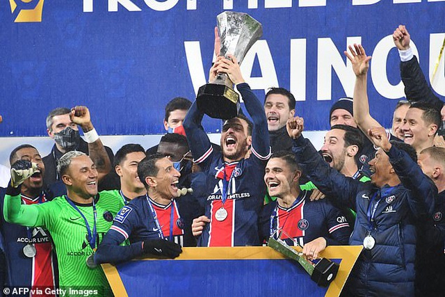 HLV Pochettino giành danh hiệu đầu tiên ở PSG với chức vô địch Siêu cúp Pháp