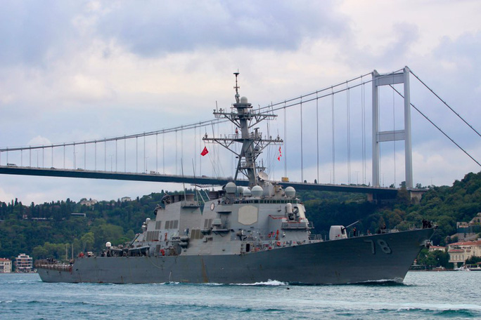 Tàu khu trục tên lửa Mỹ tiến vào Biển Đen bất chấp Nga phản đối