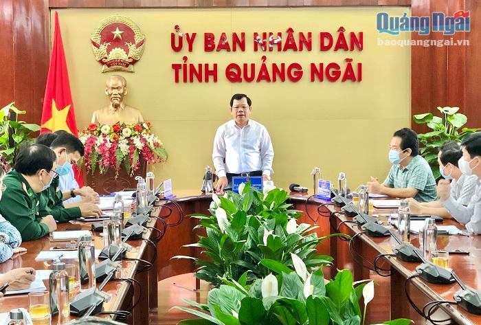 Chủ tịch UBND tỉnh Đặng Văn Minh chủ trì họp bàn biện pháp phòng chống Covid-19