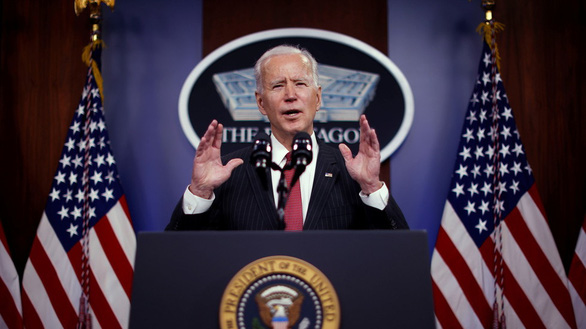 Ông Biden bất ngờ ra lệnh không kích Syria