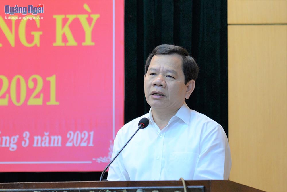 Chủ tịch UBND tỉnh Đặng Văn Minh phát biểu kết luận
