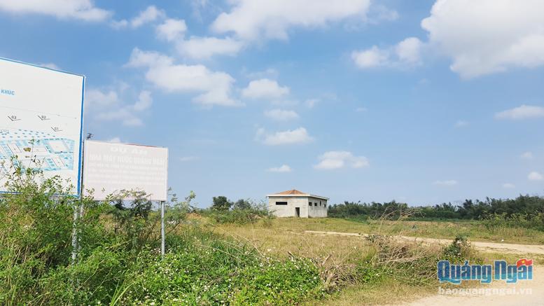 Dự án Nhà máy nước Quảng Ngãi thi công dở dang.