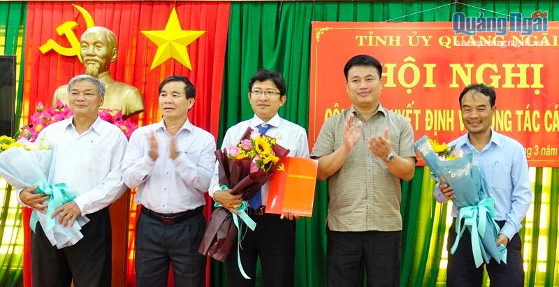Công bố Quyết định Phó Bí thư Huyện ủy Sơn Tây