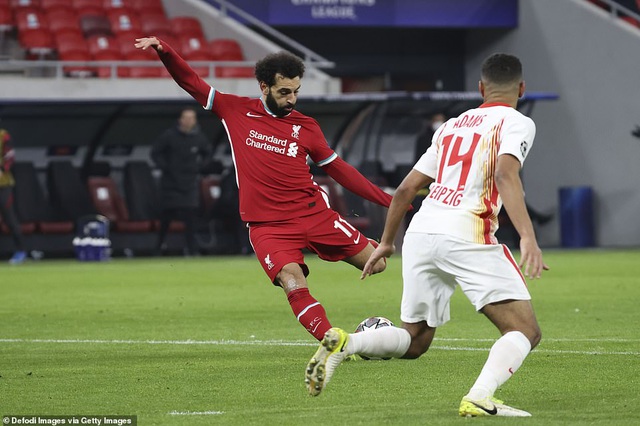 Pha dứt điểm đẳng cấp của Salah, mở tỷ số trận đấu.