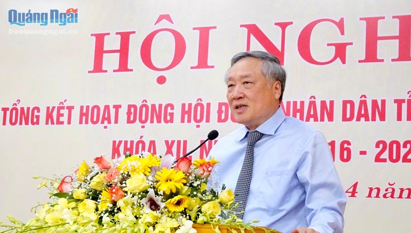 Ủy viên Bộ chính trị, Chánh án Tòa án nhân dân tối cao Nguyễn Hòa Bình phát biểu tại hội ngị