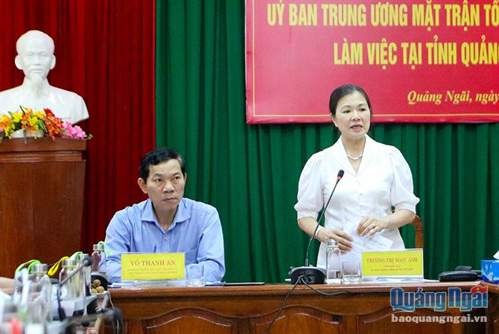 Phó Chủ tịch Ủy ban Trung ương MTTQ Việt Nam Trương Ngọc Ánh phát biểu tại buổi làm việc