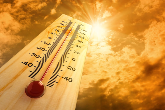 Quảng Ngãi: Nắng nóng gay gắt, nhiệt độ có nơi lên 41.2 độ
