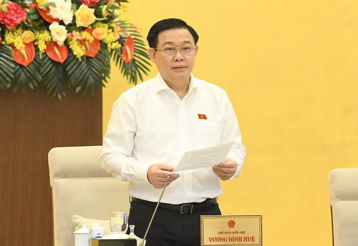 Chủ tịch Quốc hội Vương Đình Huệ phát biểu kết luận nội dung thảo luận tại phiên họp. Ảnh:VGP/Nguyễn Hoàng
