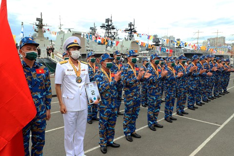 Đội tuyển Hải quân Nhân dân Việt Nam thắng lớn