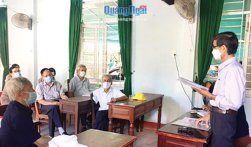 Chi bộ tổ 5, phường Trần Hưng Đạo (TP.Quảng Ngãi) tổ chức sinh hoạt định kỳ. 