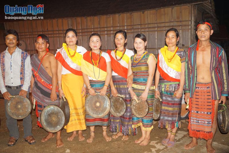 Phụ nữ vùng cao bảo tồn bản sắc văn hóa