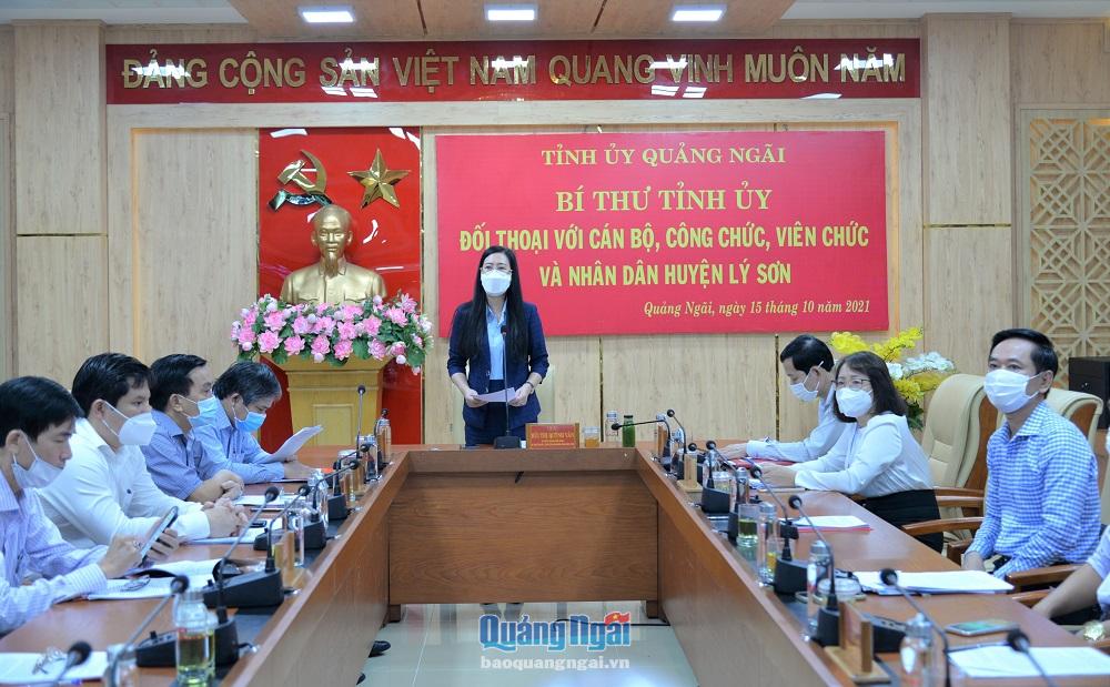 Bí thư Tỉnh ủy phát biểu chỉ đạo tại buổi đối thoại với cán bộ, nhân dân huyện Lý Sơn