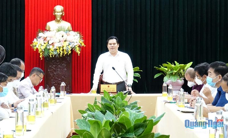 Phó Chủ tịch UBND tỉnh Trần Phước Hiền chủ trì cuộc họp