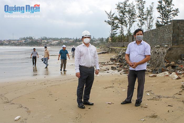 tình trạng sạt lở bờ biển tại xã Bình Châu ngày càng nghiêm trọng, đe dọa đến nhà ở, tính mạng của nhiều hộ dân