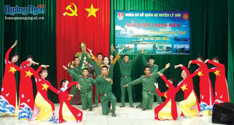Diễn đàn Thanh niên về truyền thống Quân đội nhân dân Việt Nam